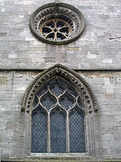 the strange (re-set) windows in the tower